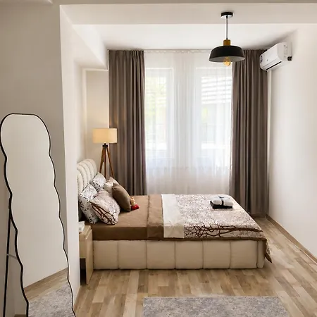 Luxury 2br Urban Oasis Near Old Bazaar Διαμέρισμα